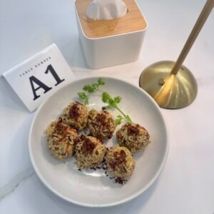 ဆိတ်လက်ဖက်ထမင်းလုံး [br] 茶叶羊肉饭团