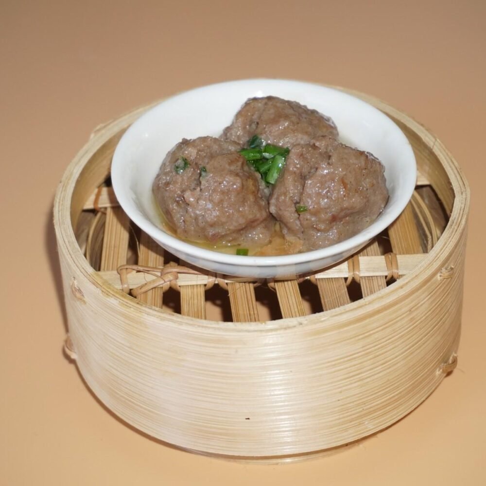 Luxsic (အမဲသားလုံး)
