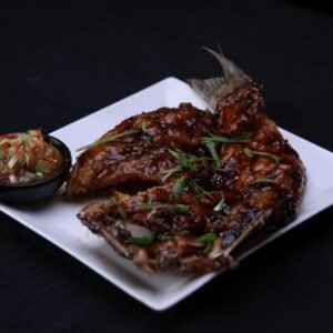 ငါးကြွတ်ကြော်မကျီးသီးဆော့စ်