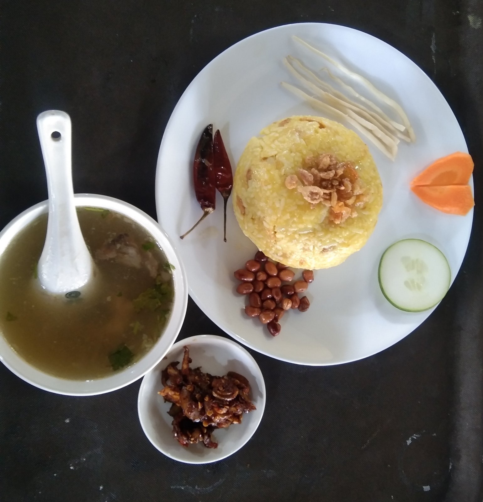 အာလူးထမင်း
