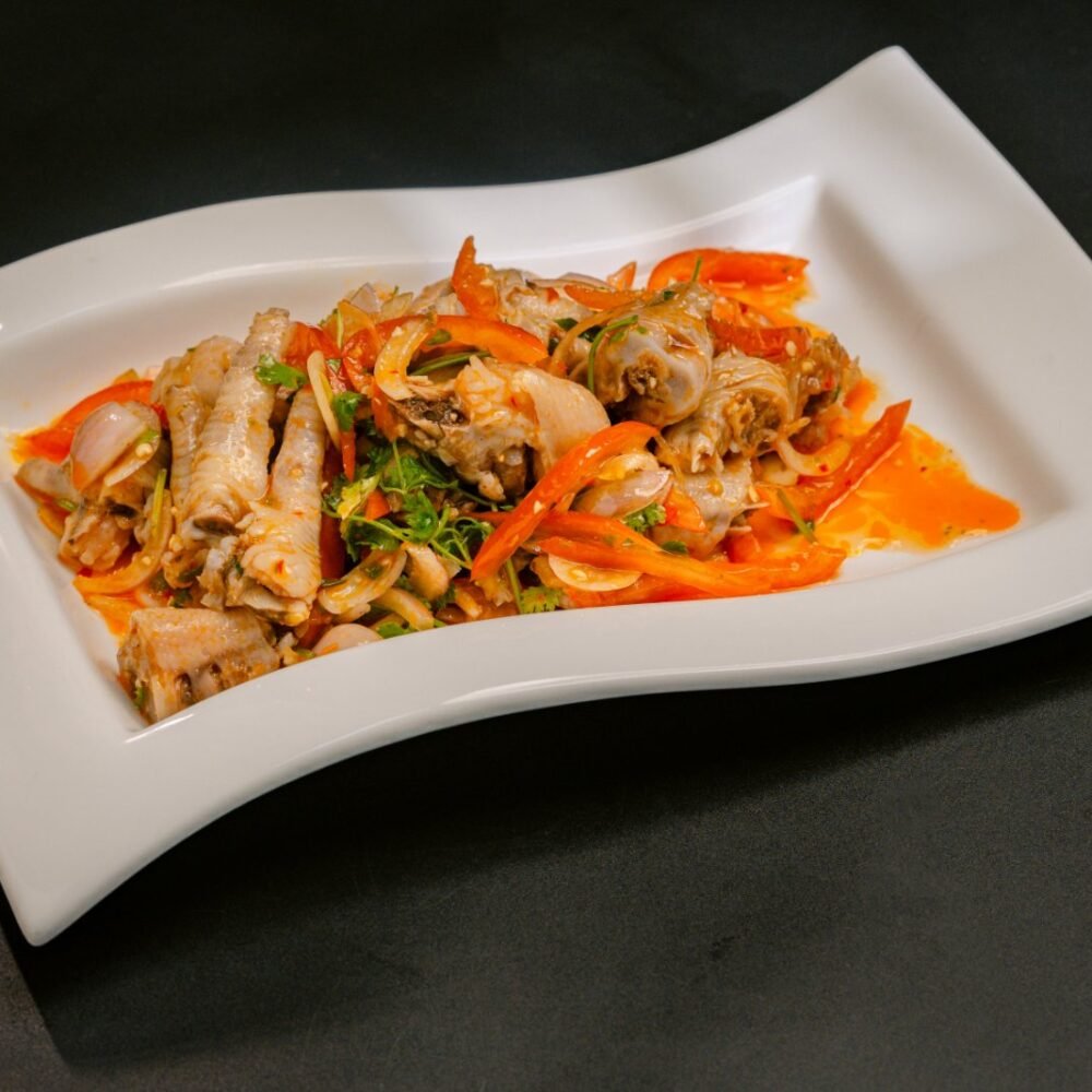 Spicy Chicken feet Salad (ကြက်ခြေထောက်သုပ်)