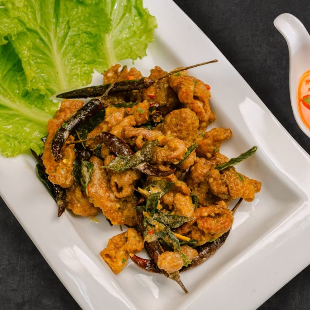 Thai Style Fried Chicken skin with Salted Duck Egg ( ဘဲဥငန်ကြက်အရေခွံကြော်)