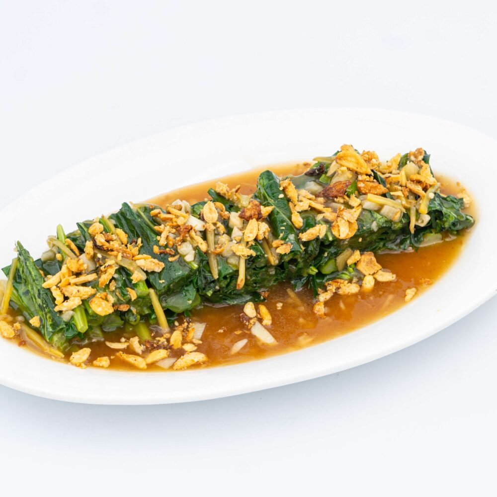 ကိုက်လန်ခရုဆီ[br]Steam Kale with Pork Belly