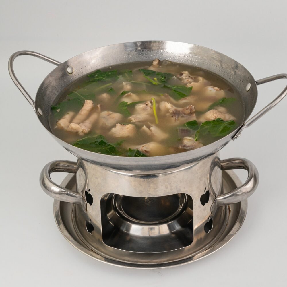 ကြက်ဂွေးတောက်ဟင်းချို[br]Dregea Valubili Leaf Soup