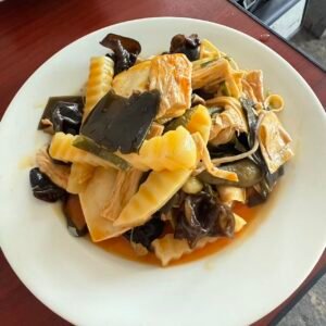 အရွက်စုံဆီမွှေး（蔬菜凉拌拼盘—原味）