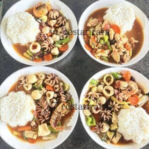 ထမင်းပေါင်း (ကြက်/ဝက်/ပုစွန်/ပင်လယ်စာ)