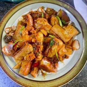 ဝက်သုံးထပ်သားကြာမဆိုင်ပေါင်း