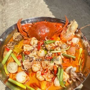 တုံယမ်းဟင်းရည် (ကြက်/ဝက်/ပုစွန်/ပင်လယ်စာ)