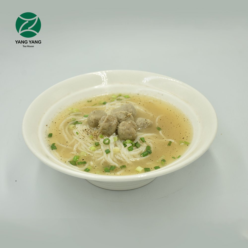 အမဲလုံးခေါက်ဆွဲ (ရေစိမ်)