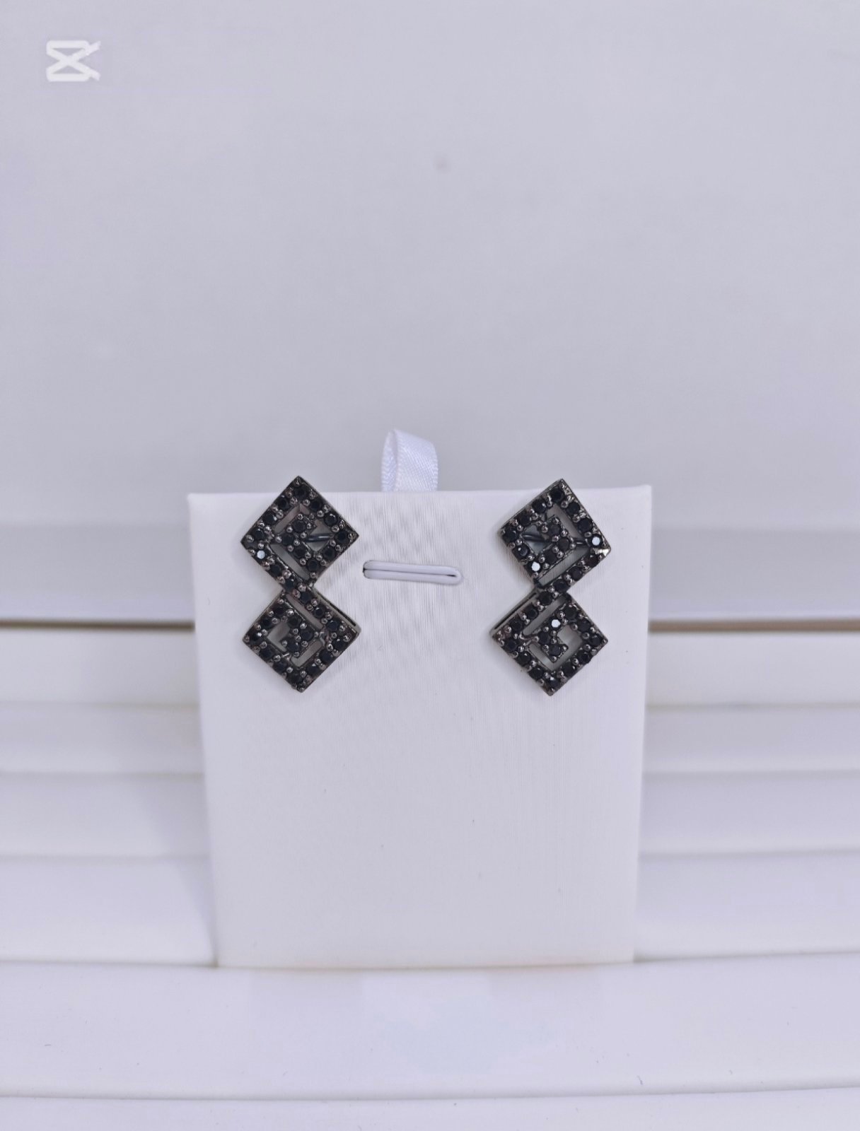 Black Spinel - 622