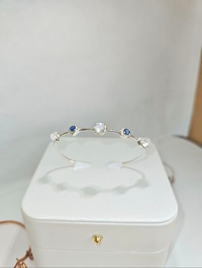 Gemstones Moonstone Star Sapphire - 677