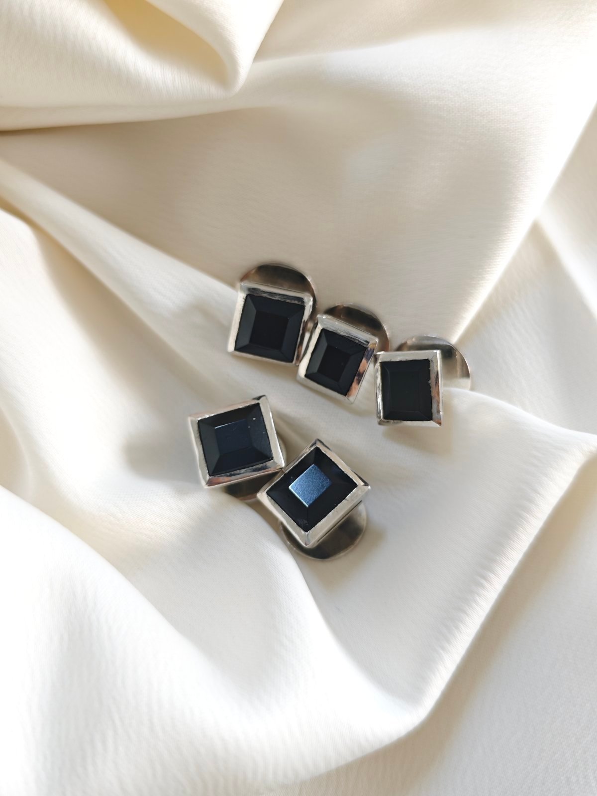 Gemstones Onyx - 683