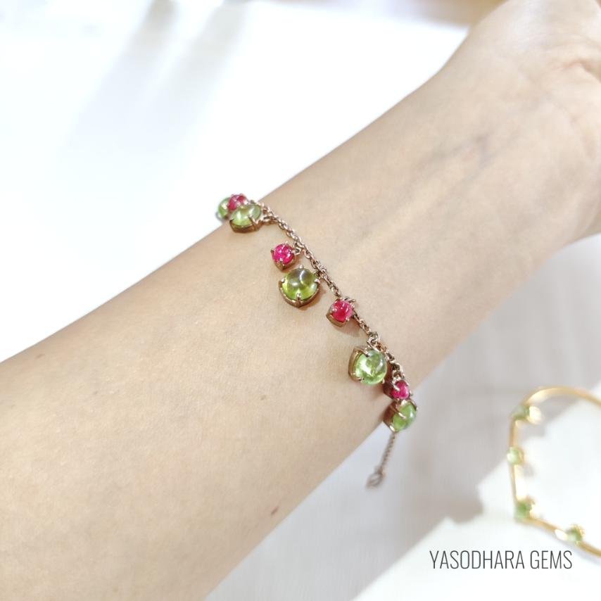 Gemstones Peridot , Ruby - S 670