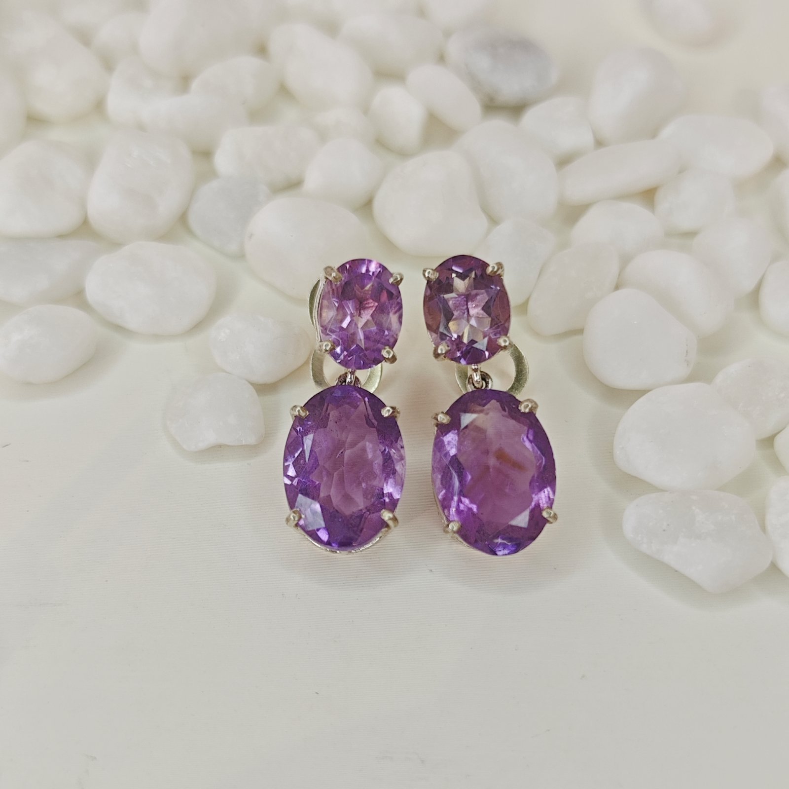 Gemstones Amethyst - S 750