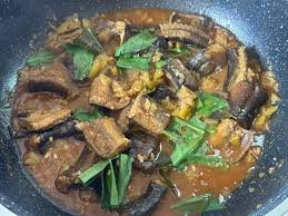 ငါးရှဥ့်ဂွေးသီးချက်