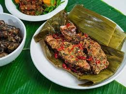 ငါးကချင်ပေါင်း