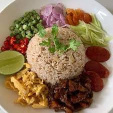 ယိုးဒယားထမင်းကြော်(ကြက်)