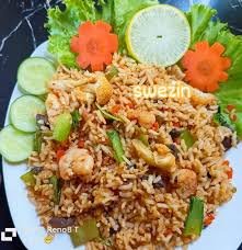 ပသျှူးထမင်းကြော်(ကြက်)