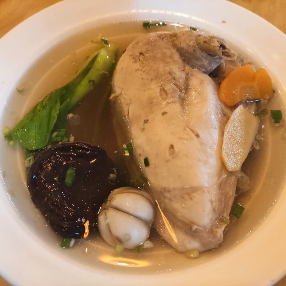 ကြက်ပေါင်းစွတ်ပြုတ်