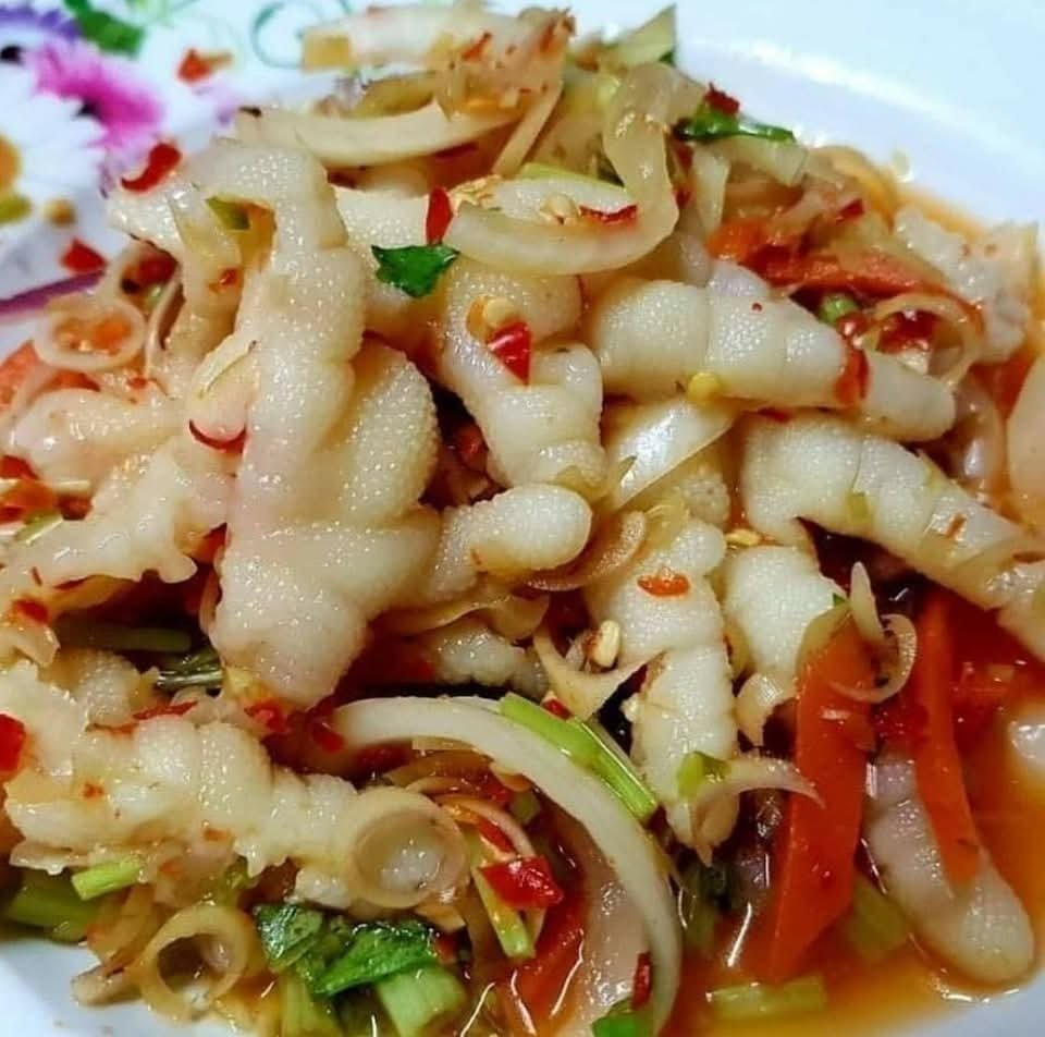 ကြက်ခြေထောက်သုပ်