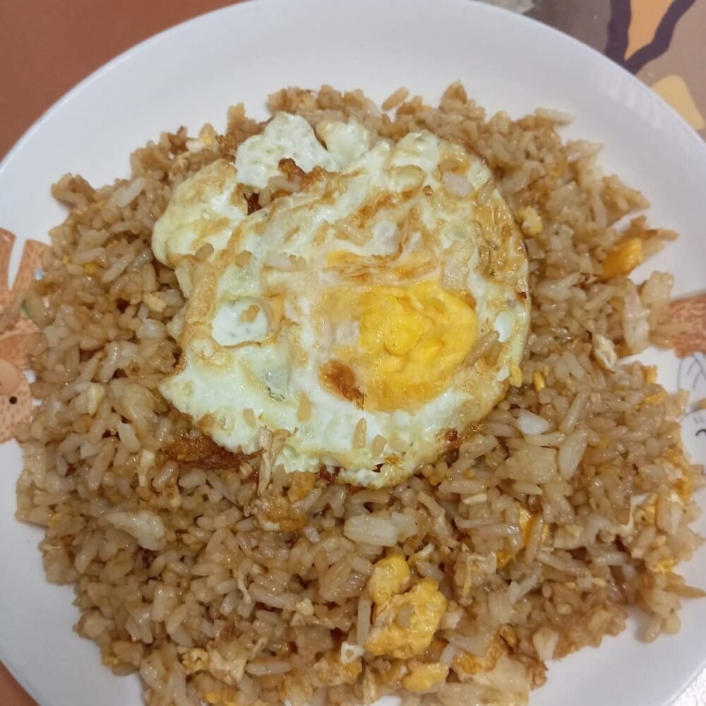 ထမင်းကြော်(ကြက်ဥ)