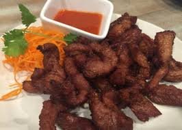 ဝက်ချဉ်ငံကျွတ်ကြော်